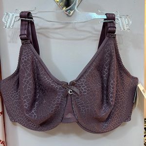 A Chantelle Best Seller, the C Magnifique Seamless Unlined Minimizer Bra
